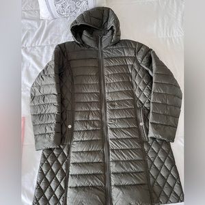 Michael Kors khaki green packable down jacket size XL